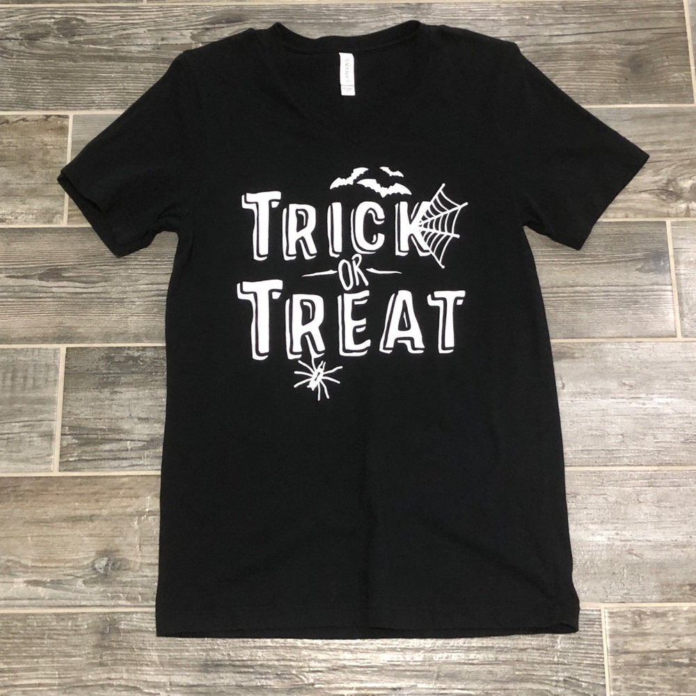Hallwoeen " trck or treat" Shirt